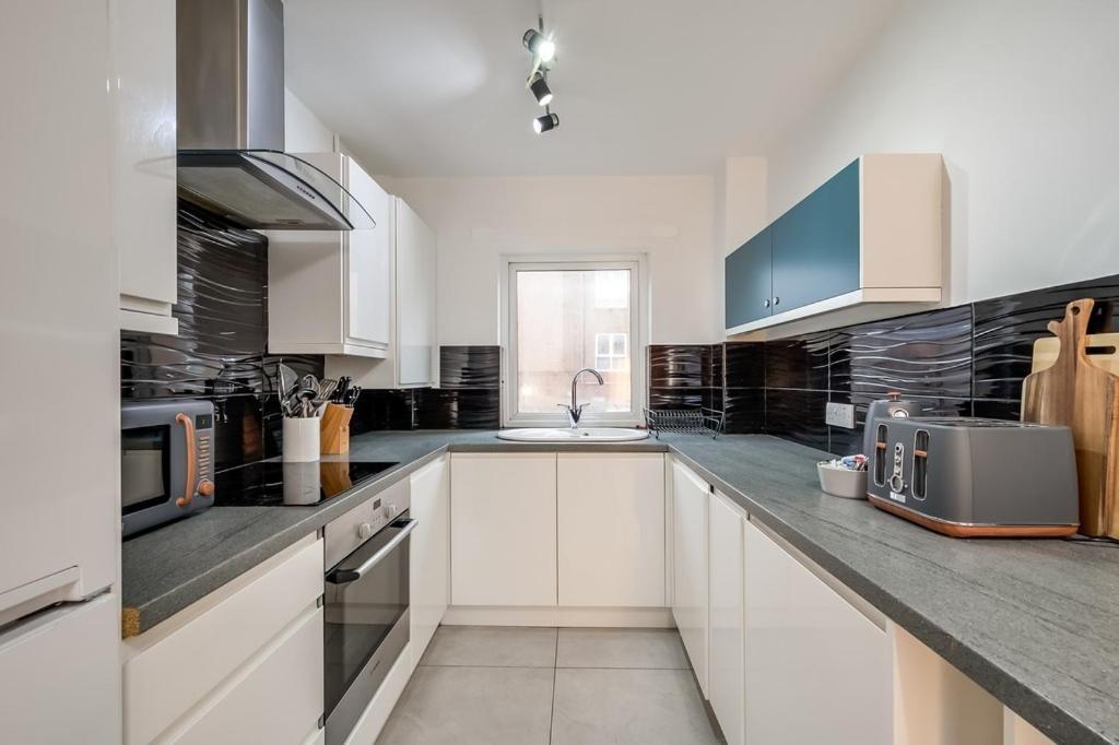 Central Belfast Apartments, Salisbury Екстер'єр фото